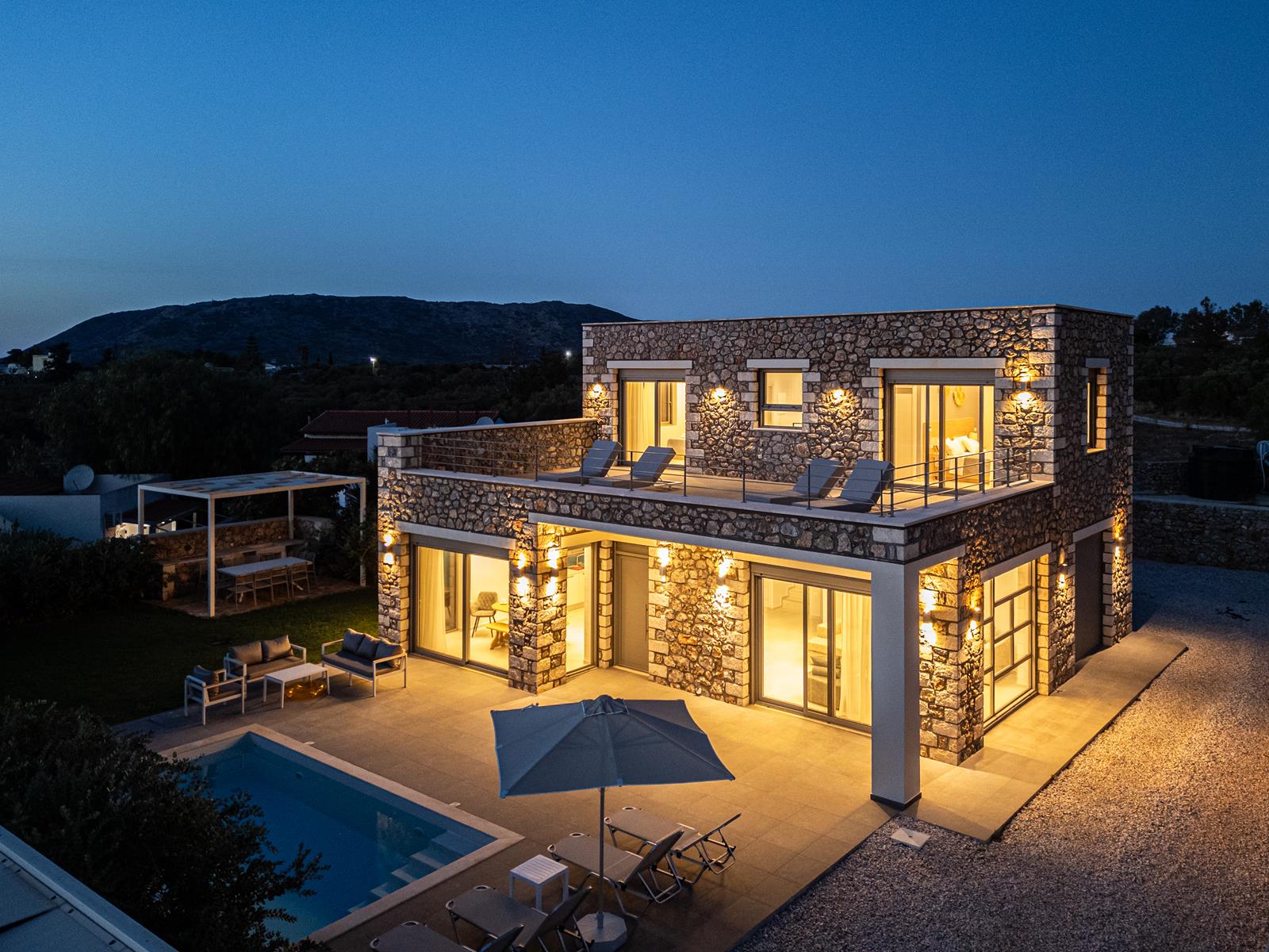 Stone-villa-for-sale-in-Paleloni-Chania-Crete
