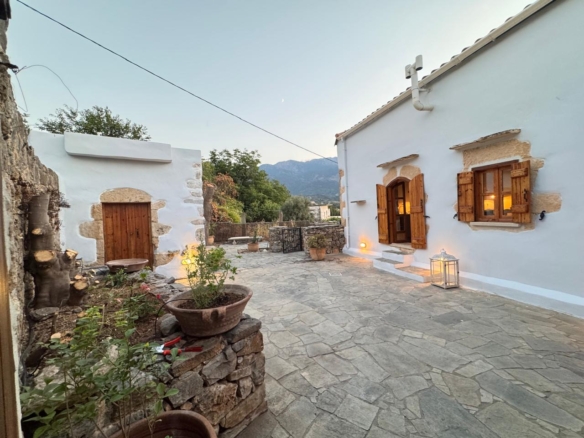 Stone villa in Apokoronas Chania Crete for sale