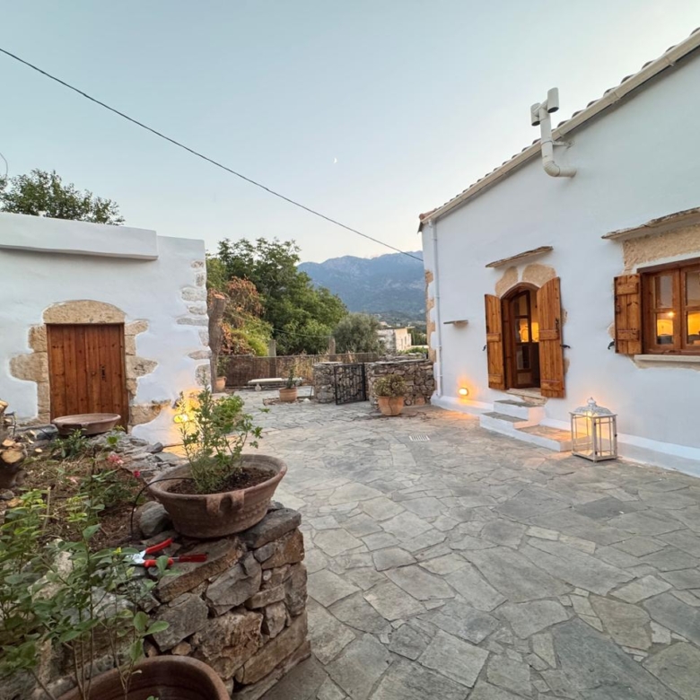 Stone villa in Apokoronas Chania Crete for sale