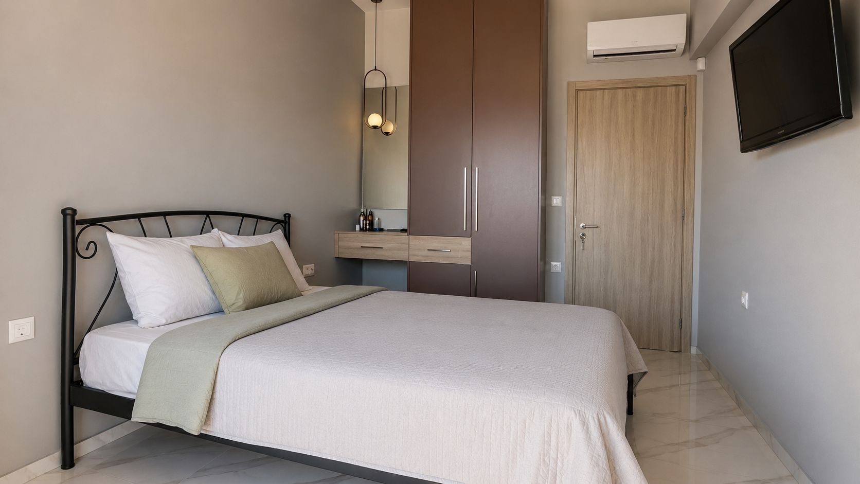 2 bedroom property for sale in Chania Crete
