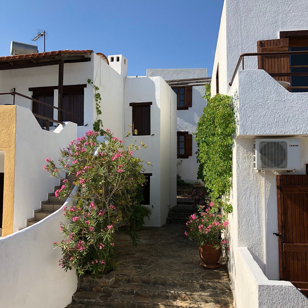 Hotel for sale in Agios Nikolaos Crete Hotel for sale in Agios Nikolaos Crete