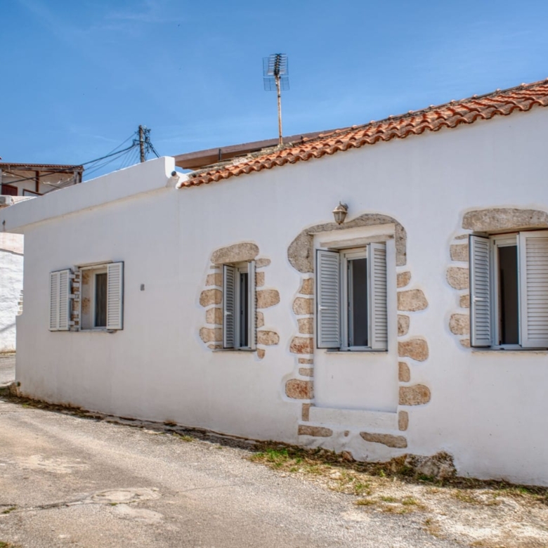 House for sale in Plaka Chania Crete