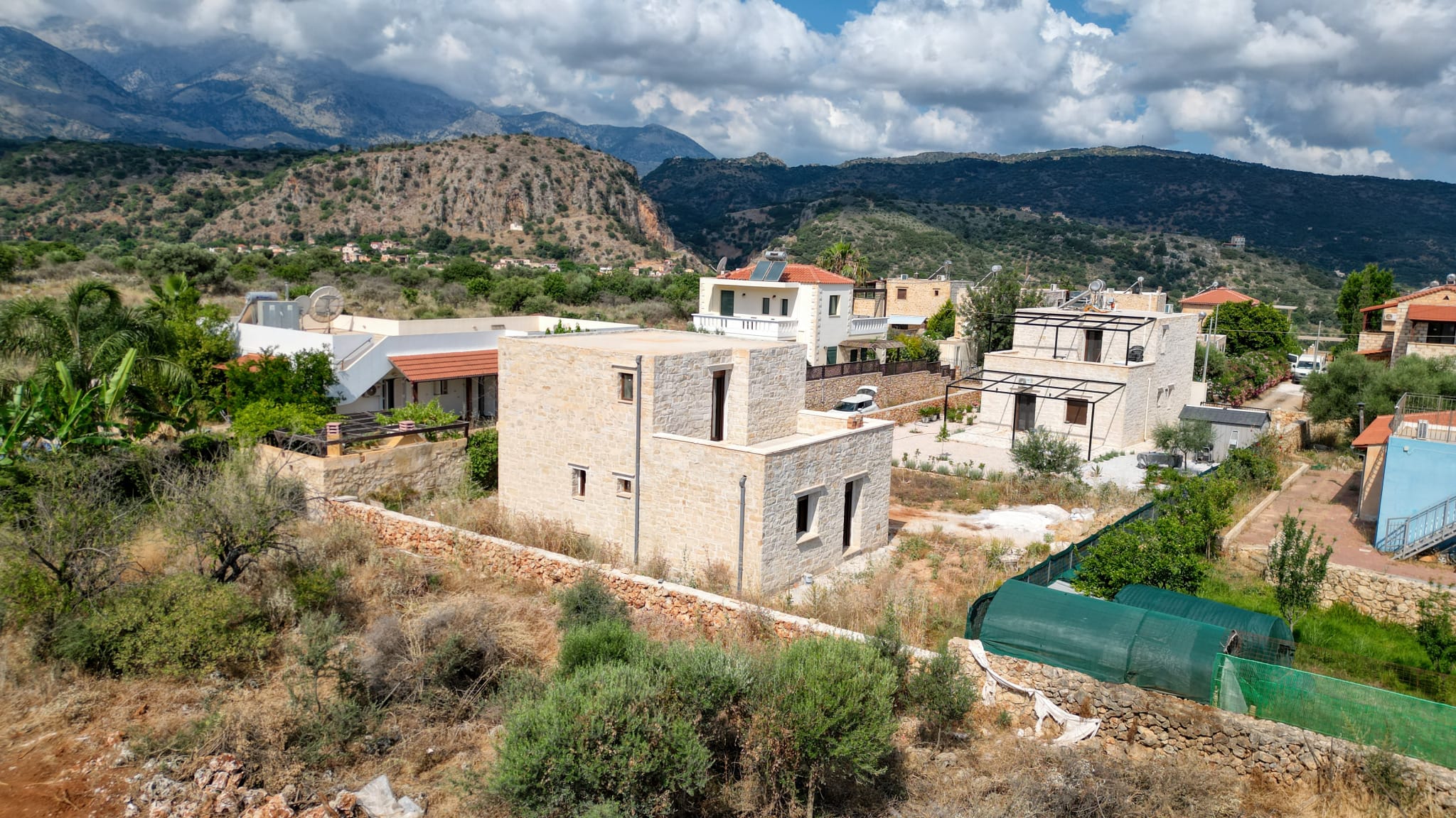 Stone house in Apokoronas Chania Crete for-sale Stone house in Apokoronas Chania Crete for-sale