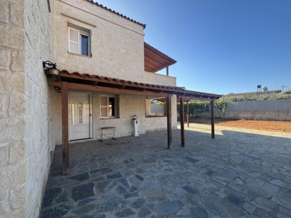 Stone house for sale in Sternes Akrotiri Chania Crete