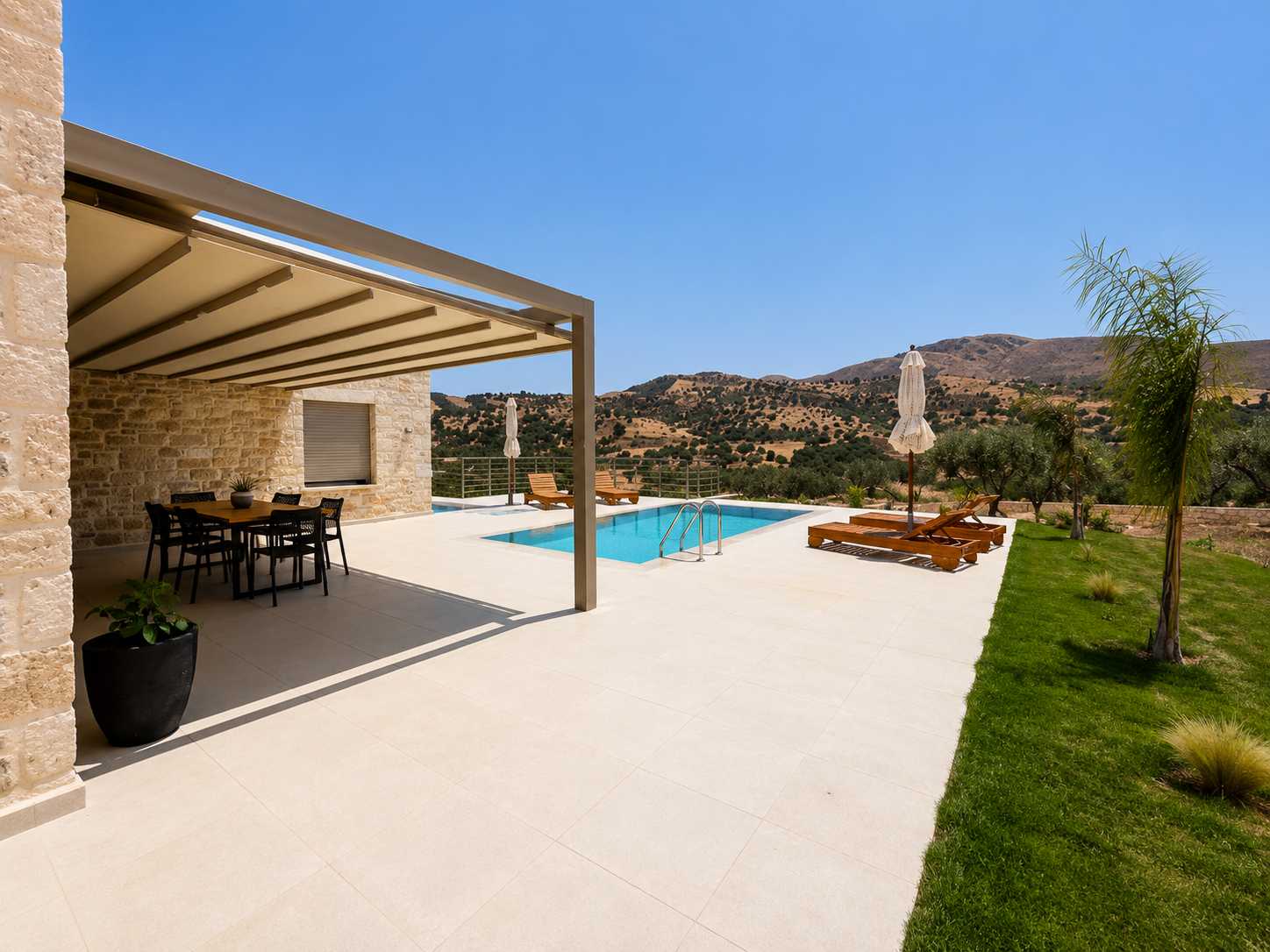 Villa-for-sale-in-Heraklion-Crete (26) Brand new Modern Villa in the Southern part of Heraklion !