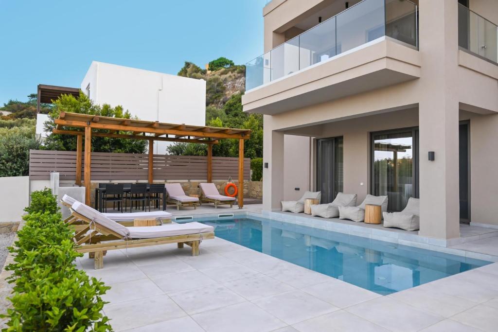 Villa for sale in Kolymbari Chania Crete