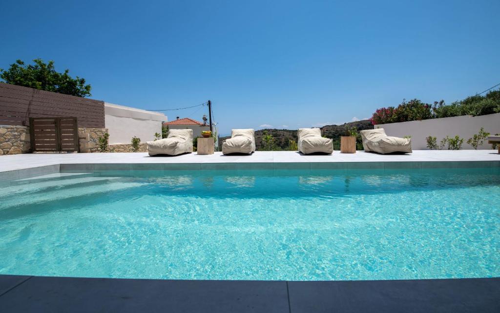 Villa for sale in Kolymbari Chania Crete