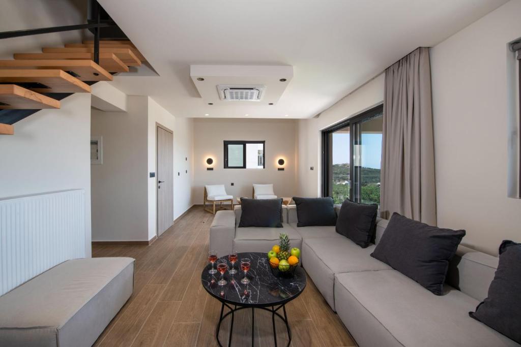 Villa for sale in Kolymbari Chania Crete