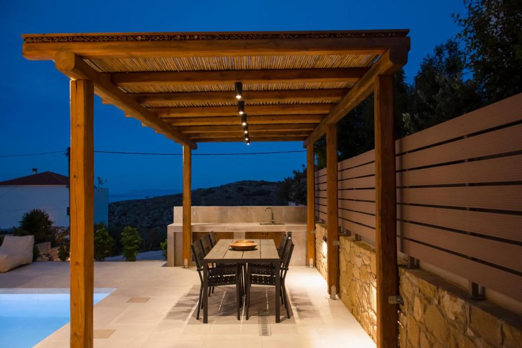 Villa for sale in Kolymbari Chania Crete