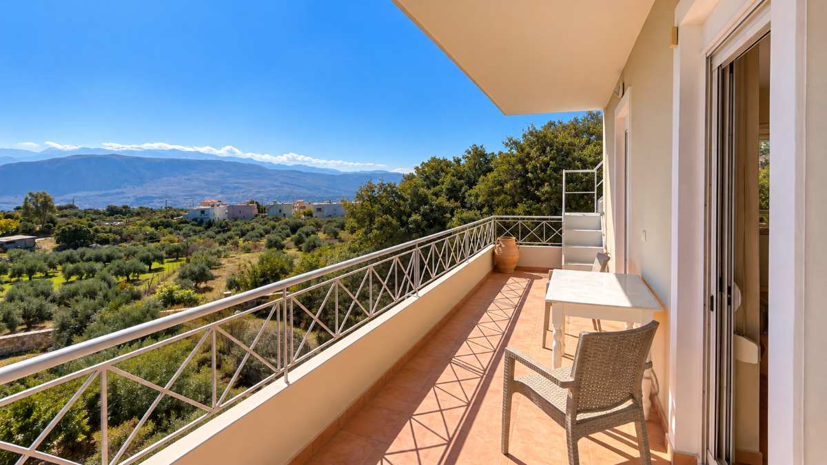 House for sale in Akrotiri Chania Crete
