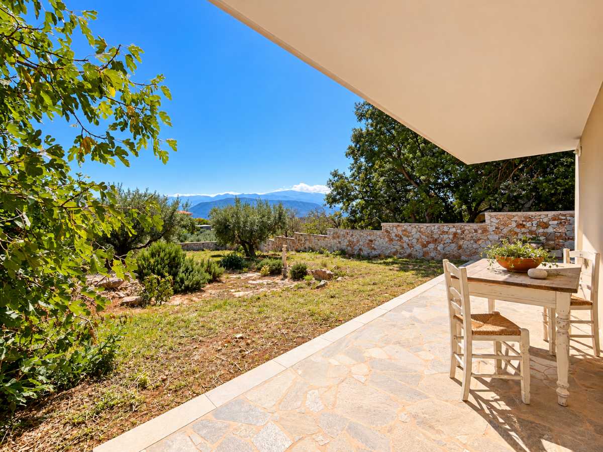 House for sale in Akrotiri Chania Crete