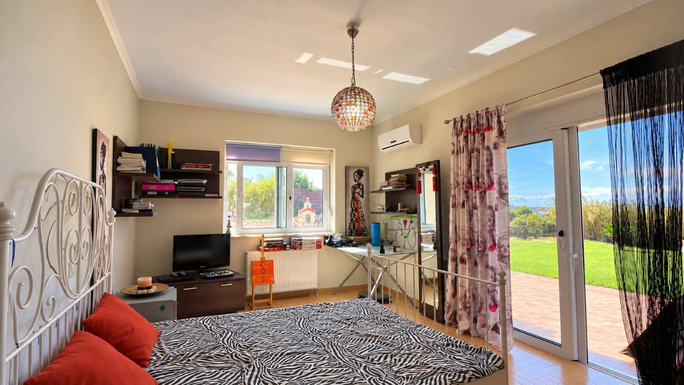 Villa for sale in Akrotiri Chania Crete