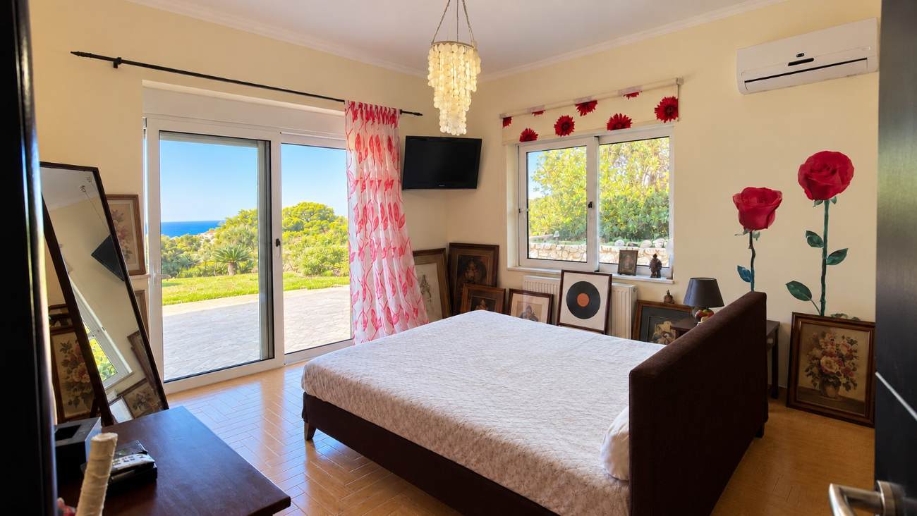 Villa for sale in Akrotiri Chania Crete